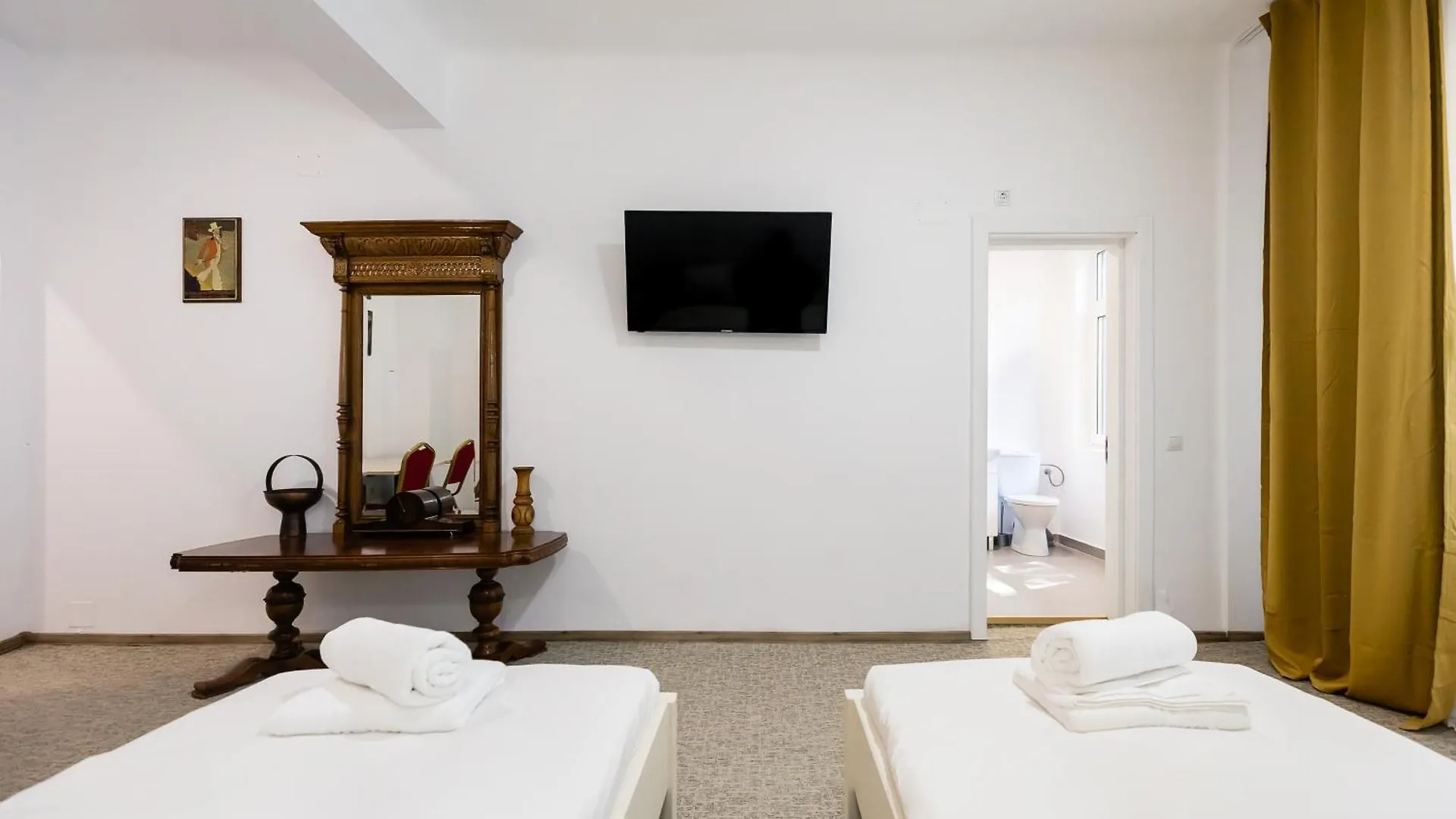 Хостел Bucharest Studios Barcelona Room