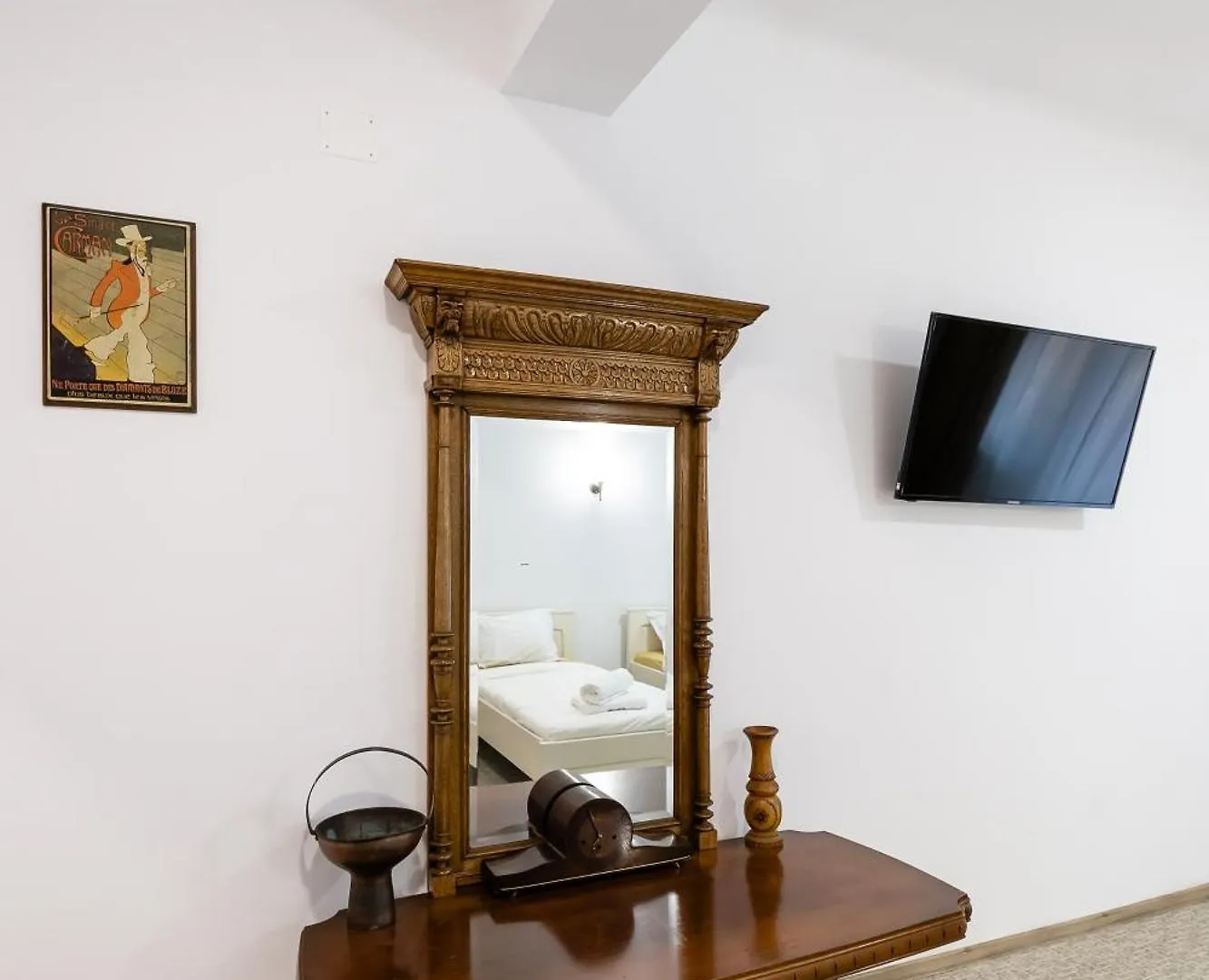 Bucharest Studios Barcelona Room 0*,